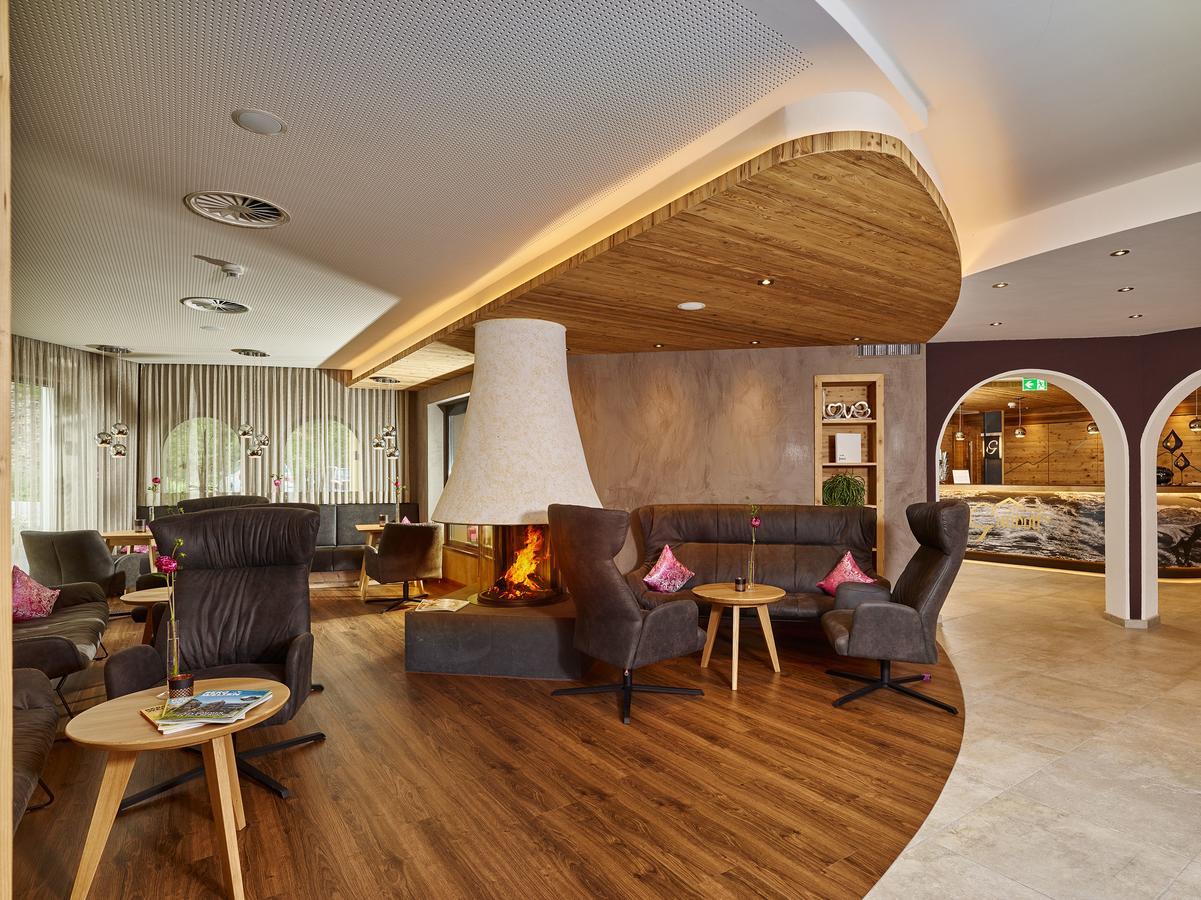 Hotel Gundolf ซังคท์เลออนฮาร์ด อิม พิทซ์ทัล ภายนอก รูปภาพ